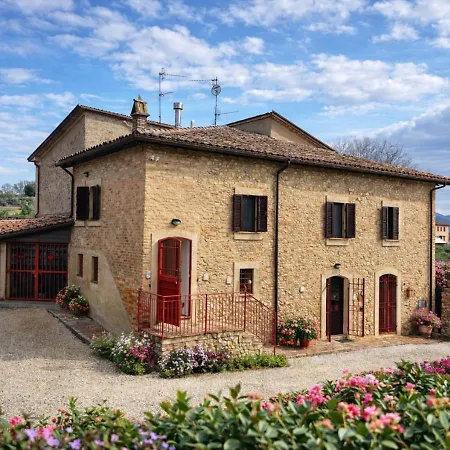 La Dimora Di Sandra Montefalco, Casa Tra Gli Ulivi A Апартаменты Монтефалько