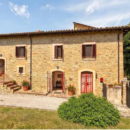 La Dimora Di Sandra Montefalco, Casa Tra Gli Ulivi A