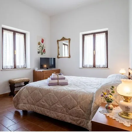 La Dimora Di Sandra Montefalco, Casa Tra Gli Ulivi A 公寓 *