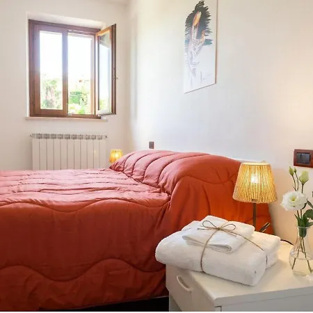 公寓 La Dimora Di Sandra Montefalco, Casa Tra Gli Ulivi A 蒙特法尔科