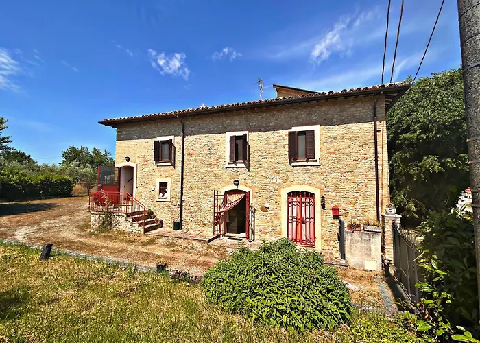 La Dimora Di Sandra In Umbria A * Montefalco