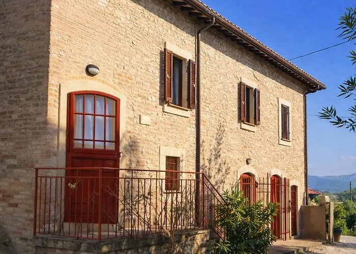 La Dimora Di Sandra In Umbria A * Montefalco