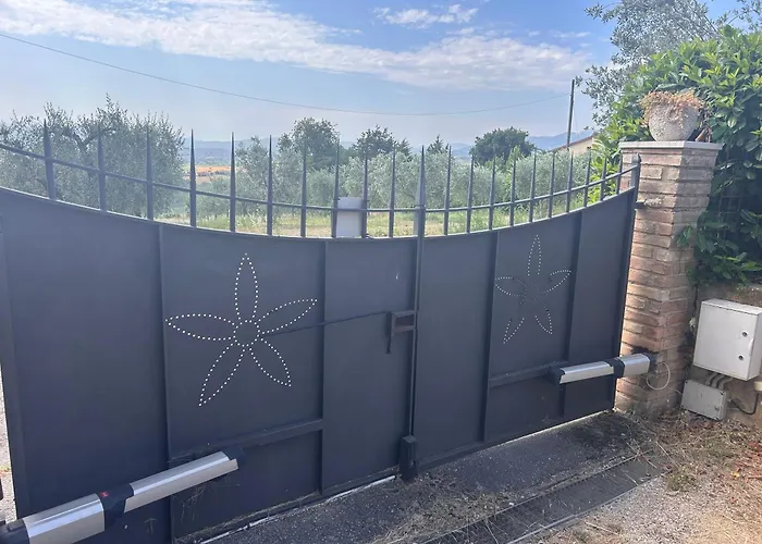 La Dimora Di Sandra In Umbria A Apartamento *